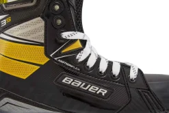 Skates Intermediate^BAUER Skates Supreme 3S Int.